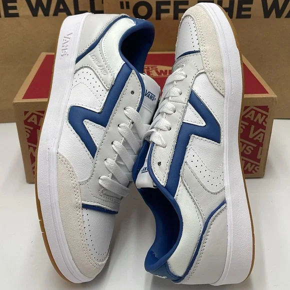 Vans Men’s Lowland Cc Jmp R
Court Navy/White
VN0007P2NAV
Sneakers - Picture 11 of 16